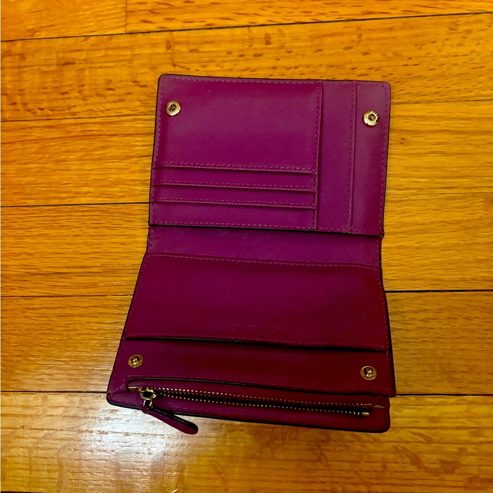 Micheal Kors - Picture 7 of 10